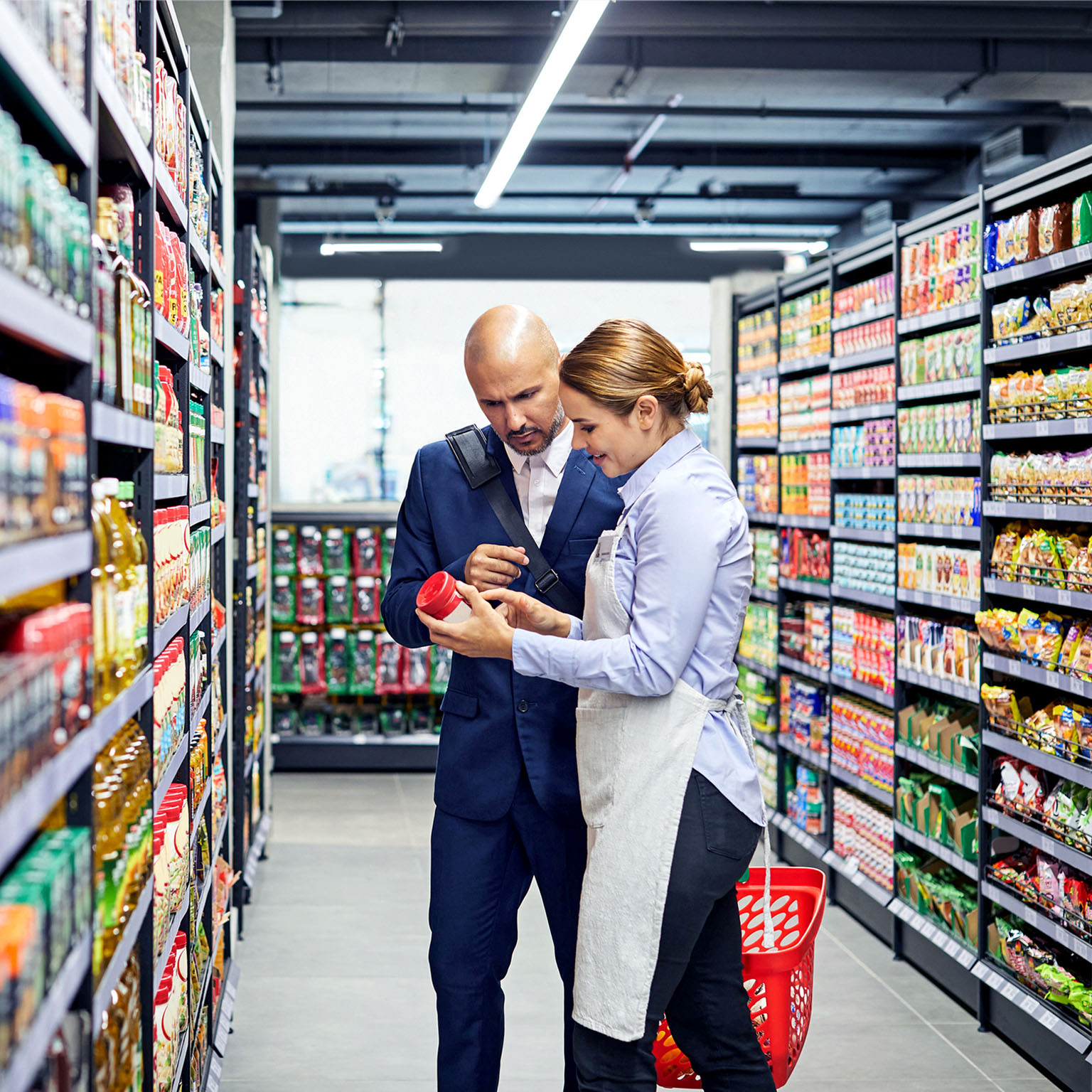 Retail team and frontline store operations